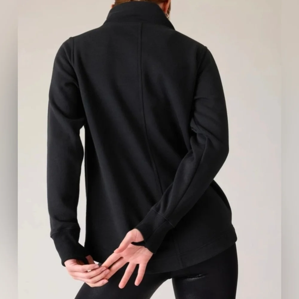 ATHLETA Cozy Karma Twist Neck Sweatshirt Black Lined Pullover Size Medium
